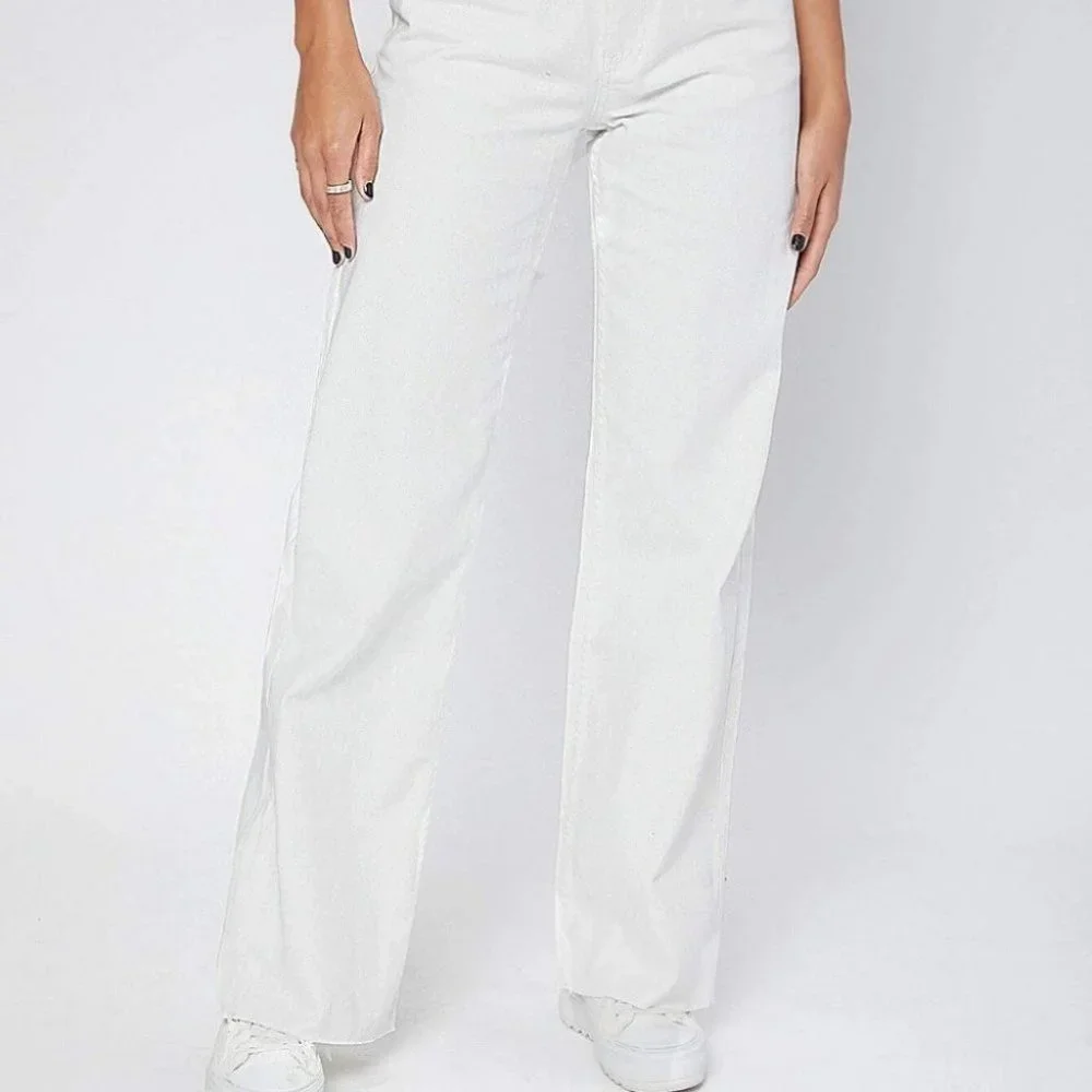 White Casual Womens 90s High-Waist Denim Boyfriend Fit Jeans - Picture 2 of 4